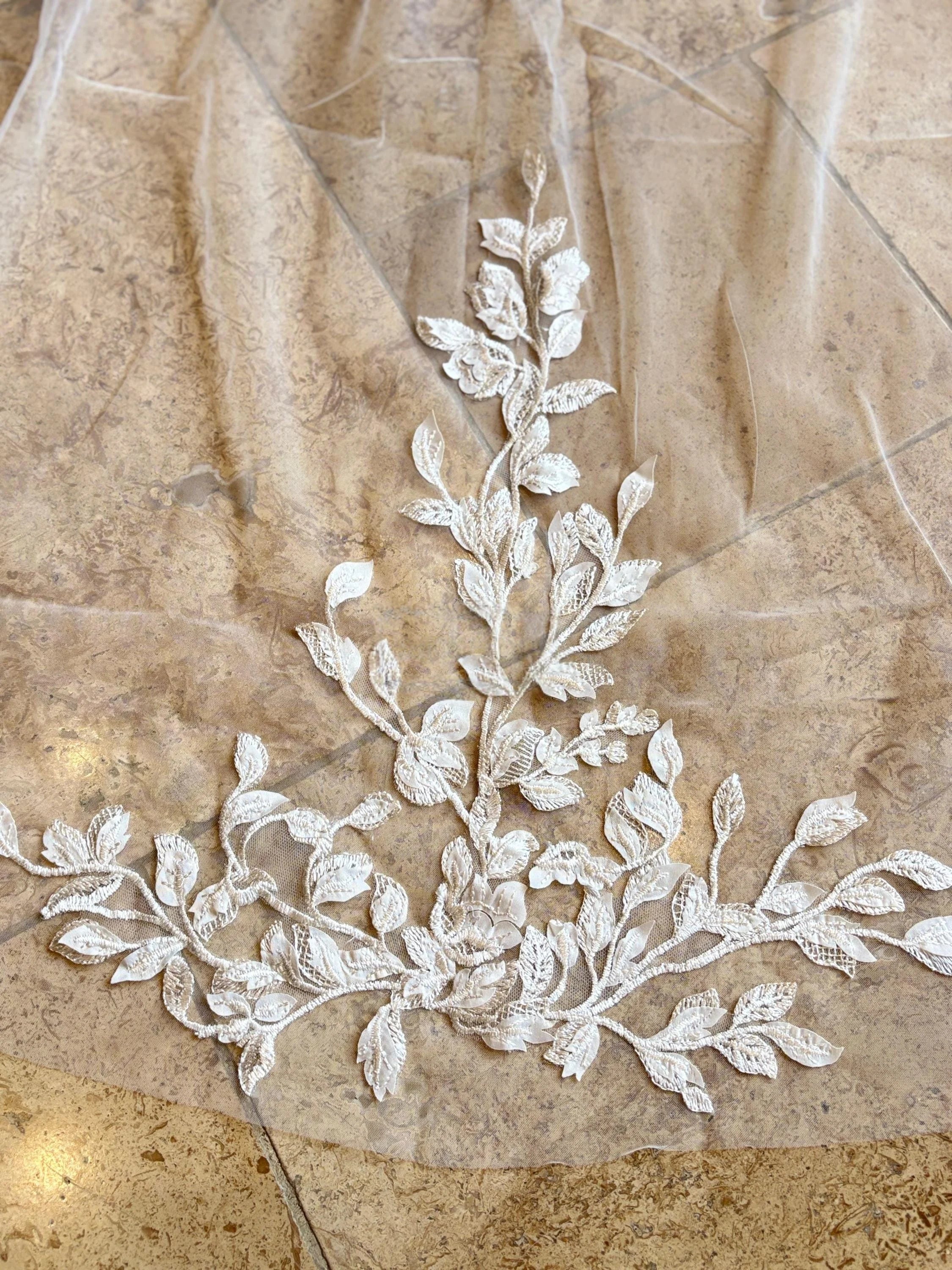 Leaf Lace Long-Sleeve Bridal Cape - Elegant Ivory Tulle Wedding Shawl with Train and Detachable Sleeve Wrap Cape Shawl Wrap