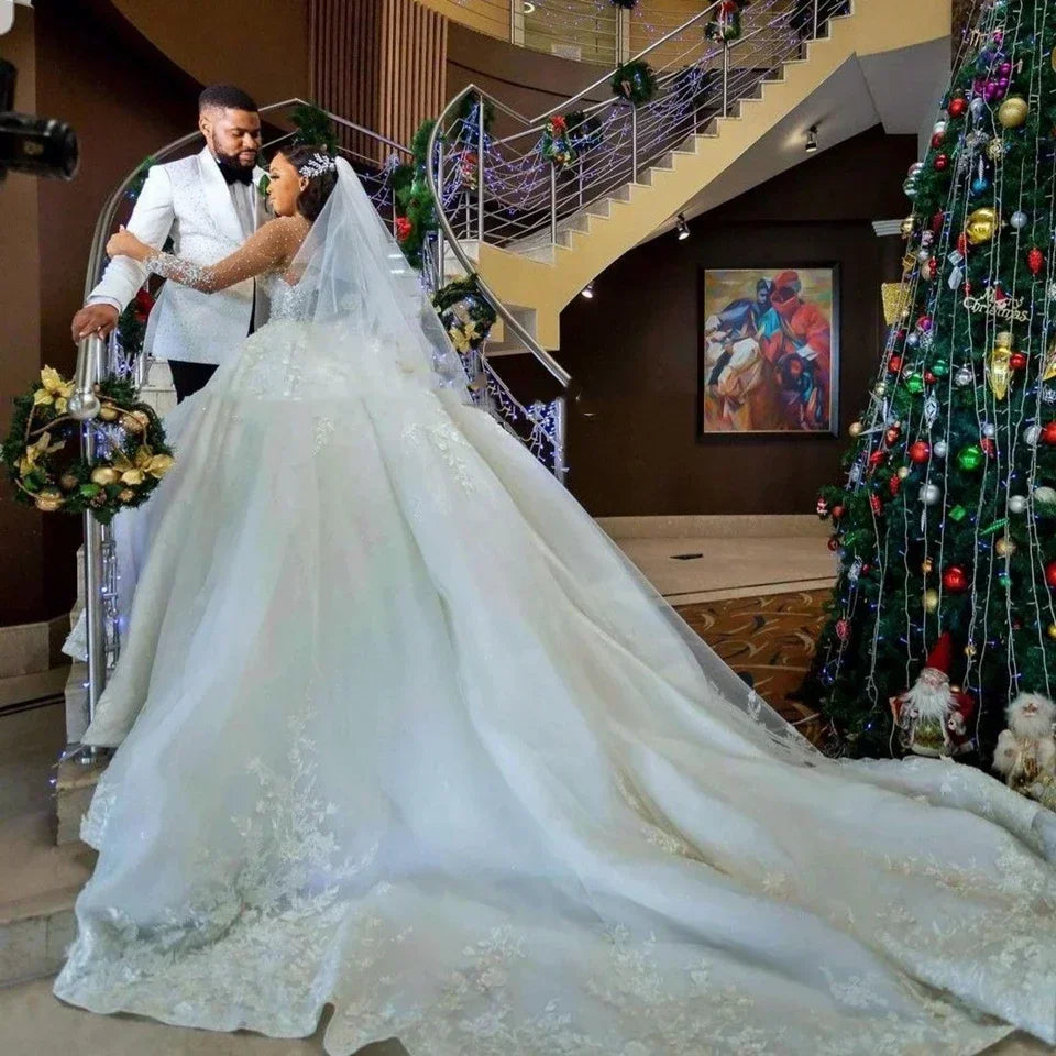 Luxury Lace Ball Gown Wedding Dress