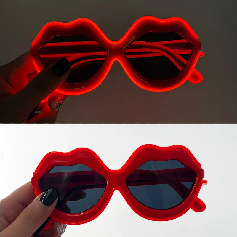 LED Just Married Glasses Wedding Bride To Be Surprise Gift Couple Glasses Souvenirs Glowing Heart Glasses Married Sunglasses